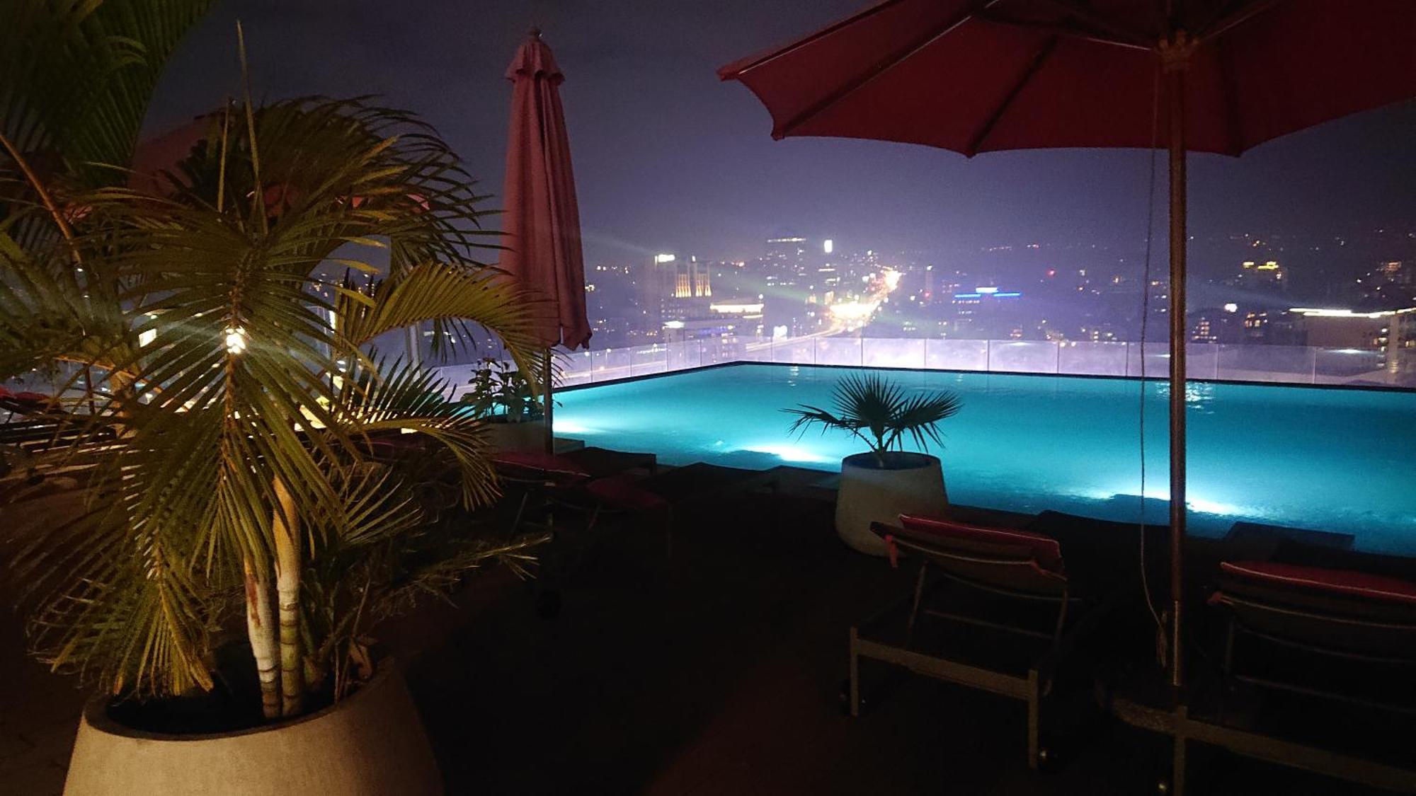 Апартаменты Luxury Skynest With Gym And Pool In Westlands Найроби Экстерьер фото