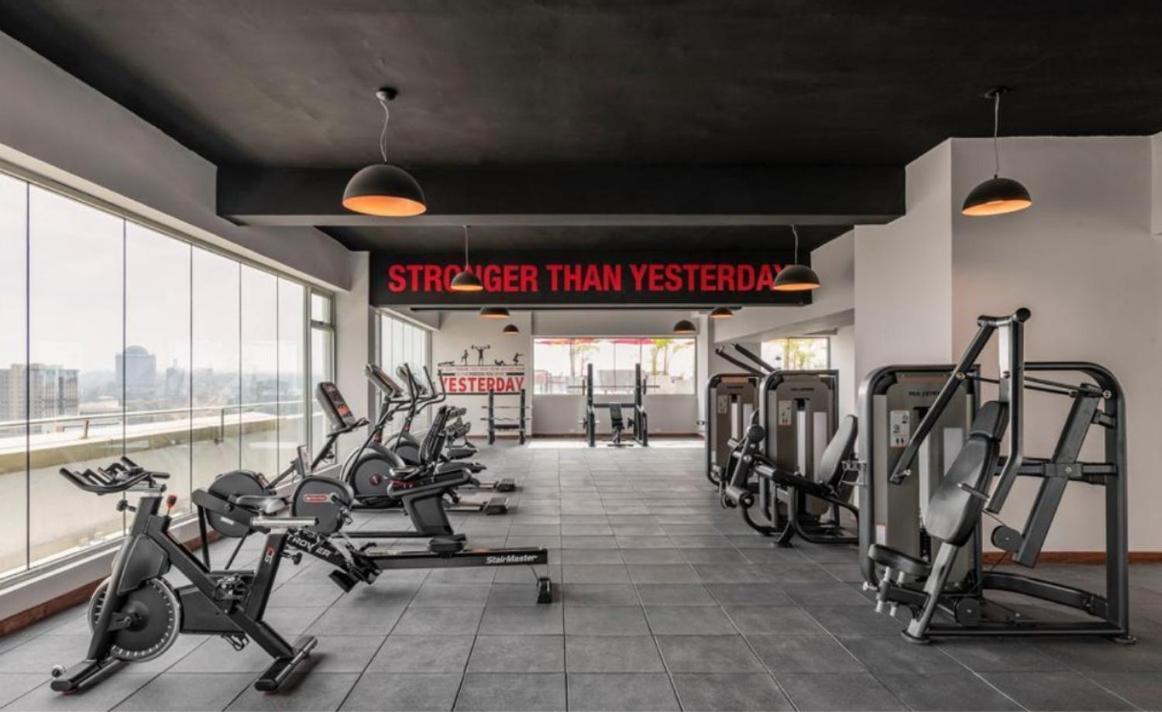 Апартаменты Luxury Skynest With Gym And Pool In Westlands Найроби Экстерьер фото